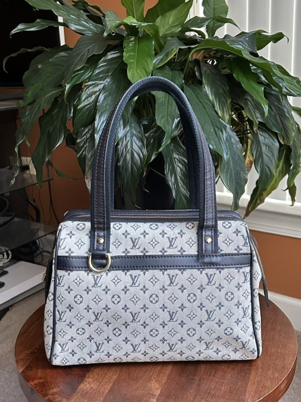 LOUIS VUITTON Mini Monogram Josephine PM, Blue